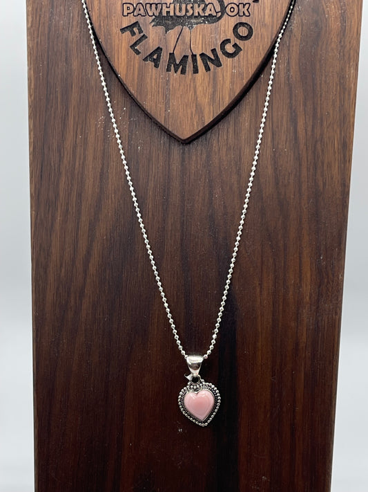 20" Pink Conch Shell Heart Pendant Necklace