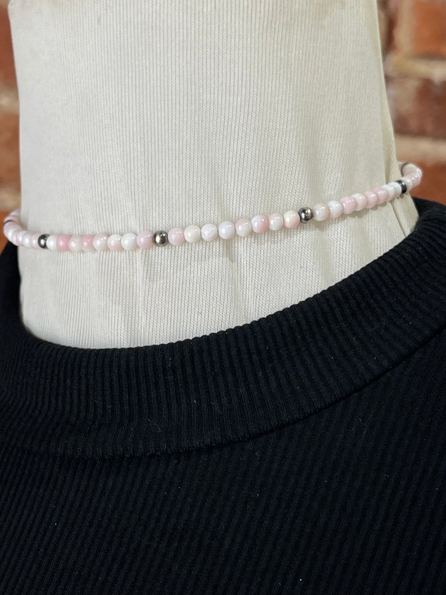 Pink Conch Shell and Navajo Pearls Memory Wire Choker Necklace