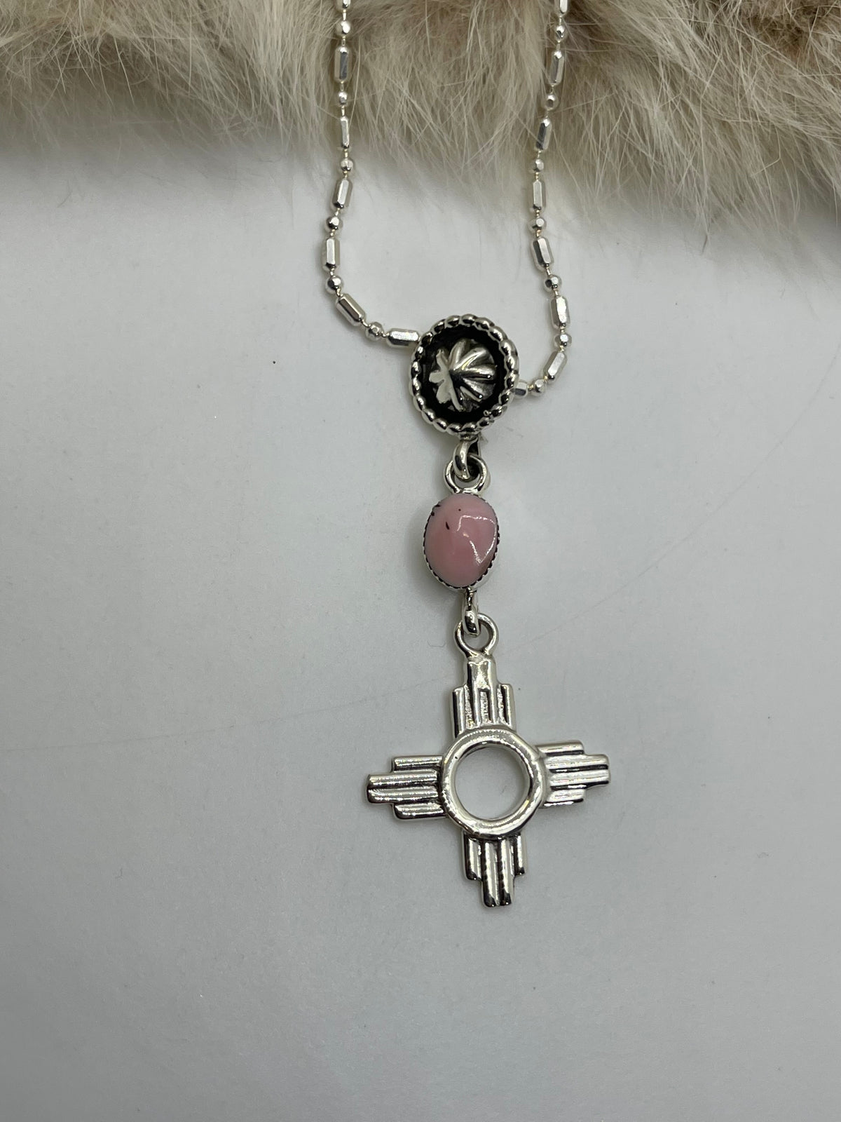 20" 3mm Bale Pink Conch Shell Necklace Zia Symbol Pendant by Jerome Lee, Navajo Shepherds Hook Bale