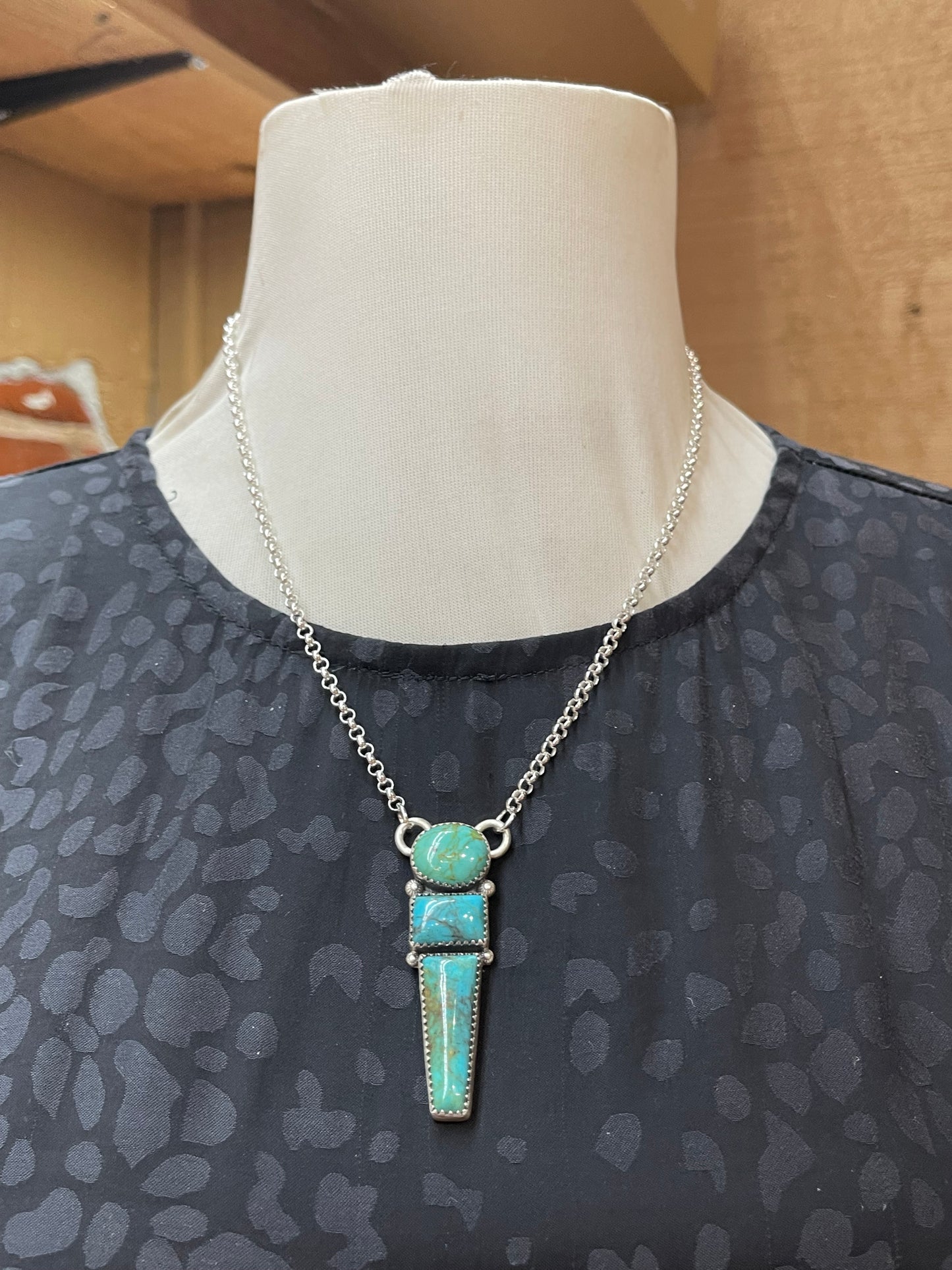 18" Three Stone Kingman Turquoise Necklace