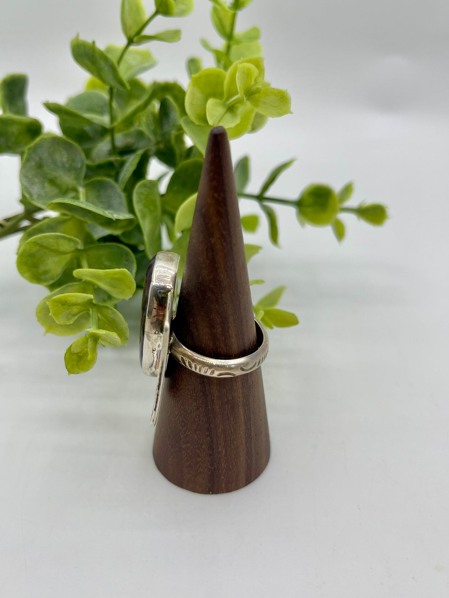 9.5 Oval Sodalite ring