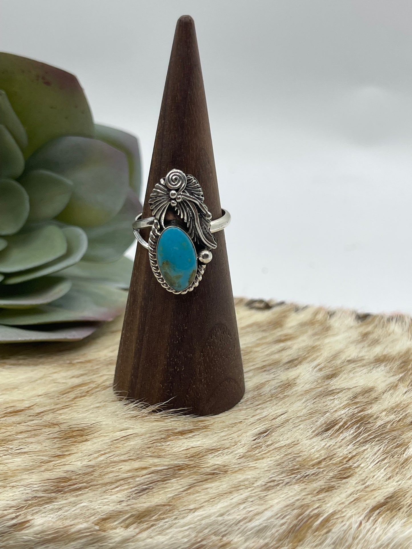 Adjustable 5.0-9.0 Turquoise Oval Ring by Gwendolyn Burnside, Navajo