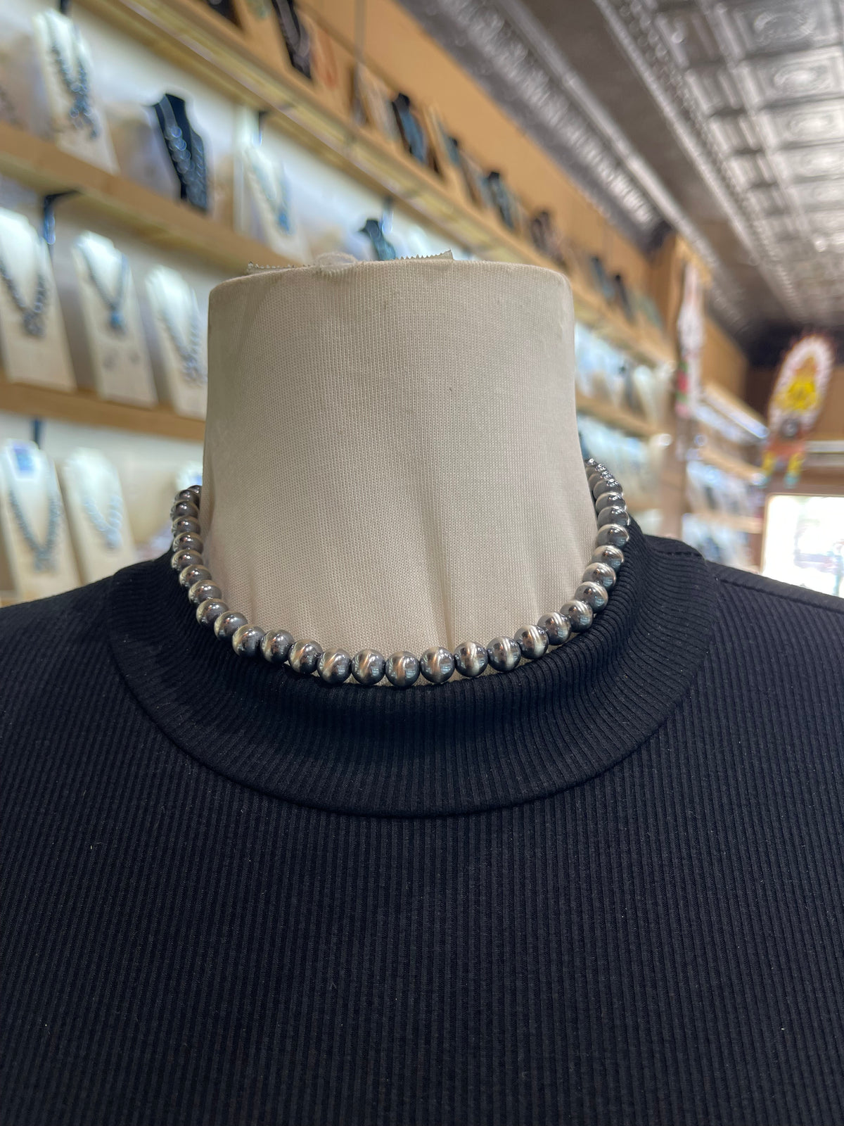 16” 8MM Navajo Style Pearls