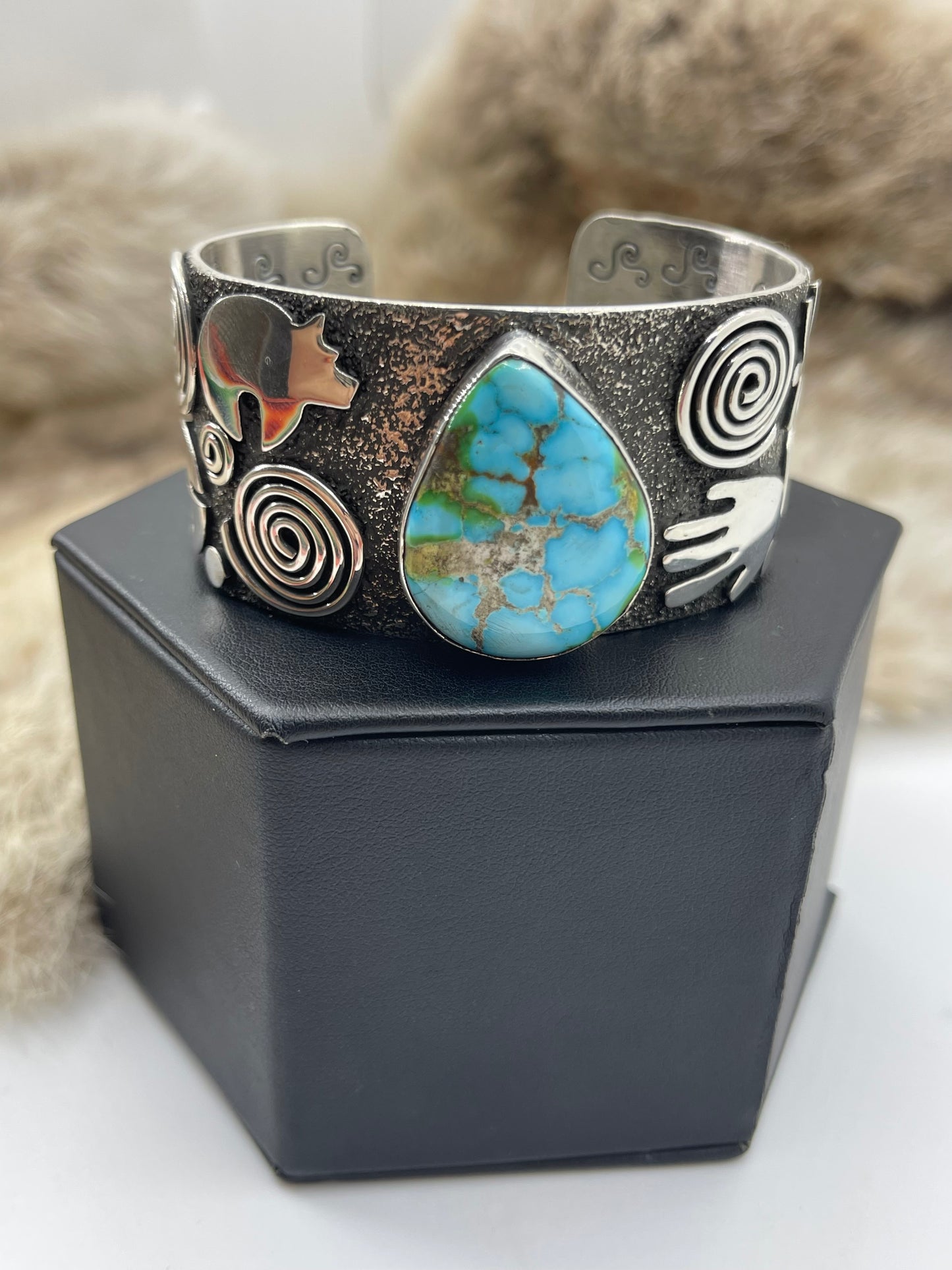 HIGH-GRADE KINGMAN SPIDERWEB TURQUOISE CUFF BY ALEX SANCHEZ, NAVAJO