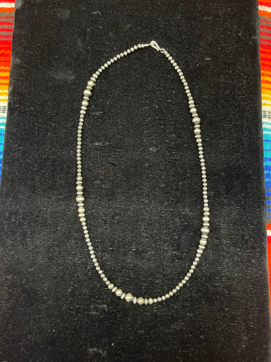 18" Graduated Navajo Pearls