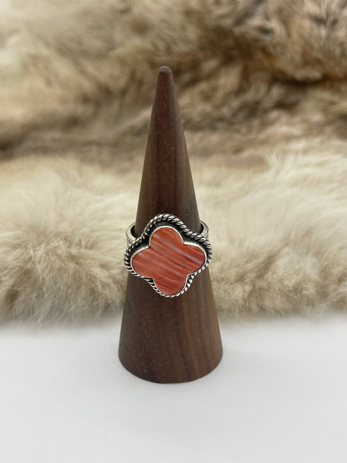 9.0 Red Spiny Clover Ring