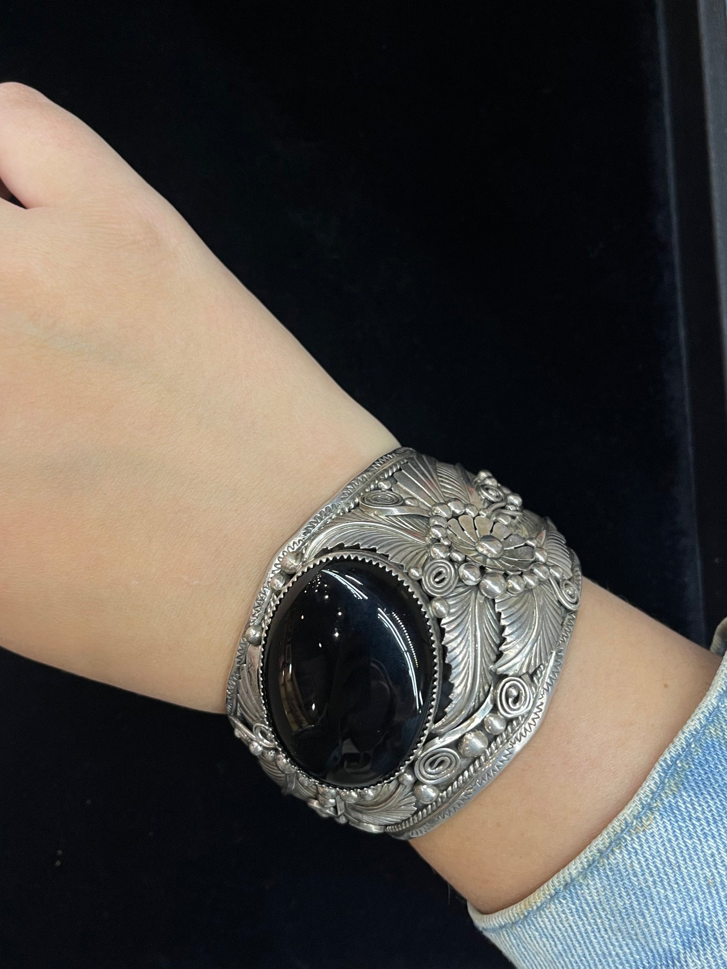 6 1/2" Vinatage Black Onyx Cuff by J. Delgarito, Navajo