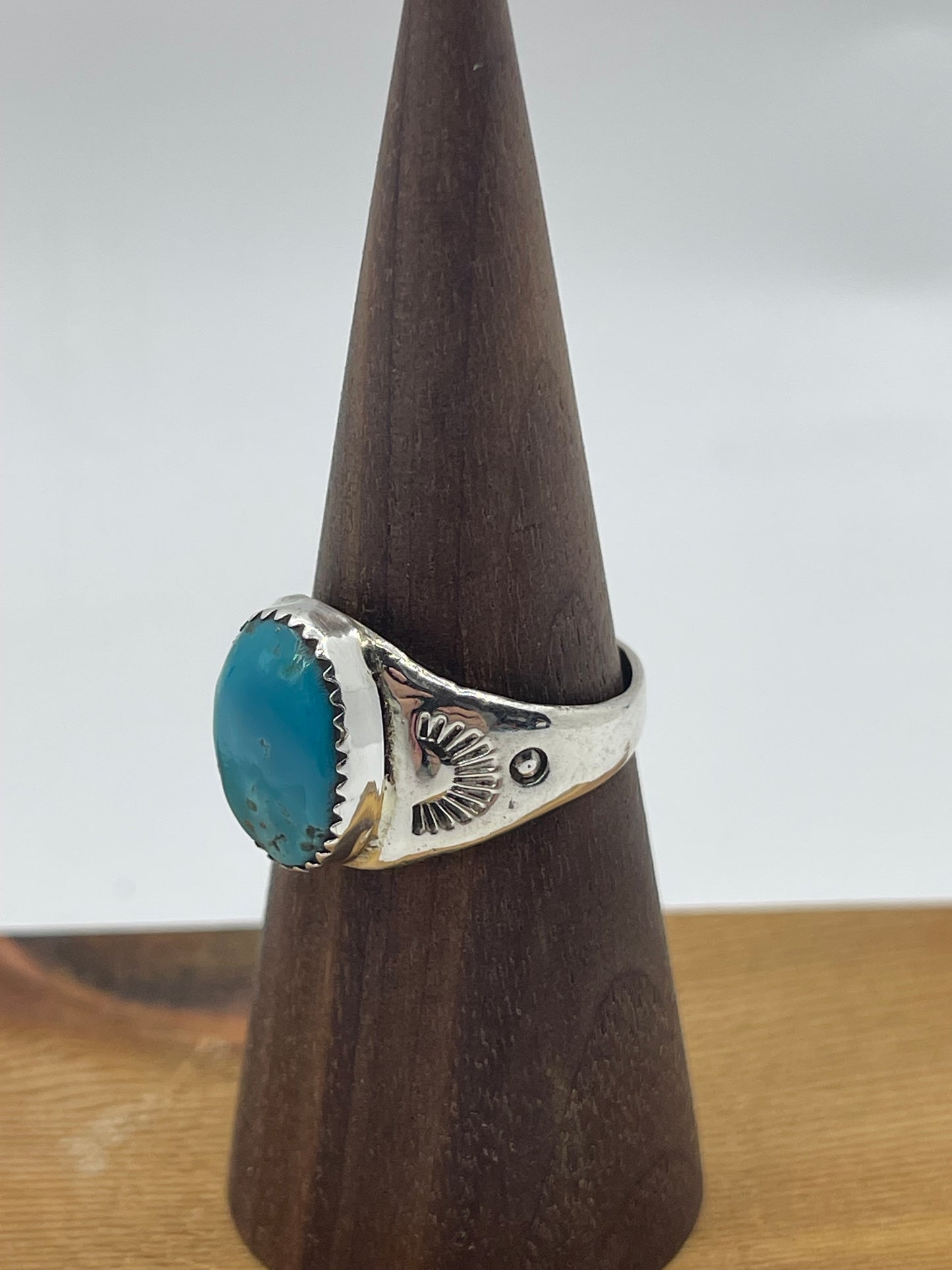 10.0 Turquoise Oval Ring by Mary Lincoln, Navajo