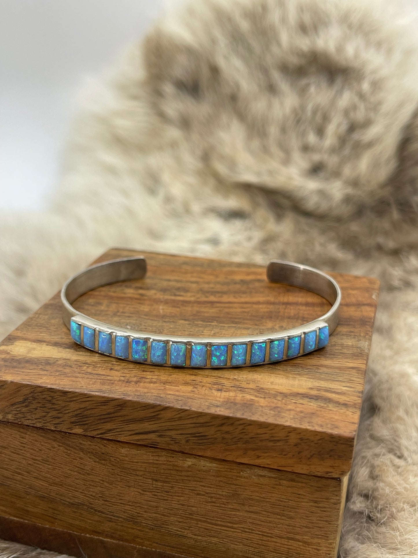 6.5" - 7.0" Light Blue Opal Bracelet, Zuni