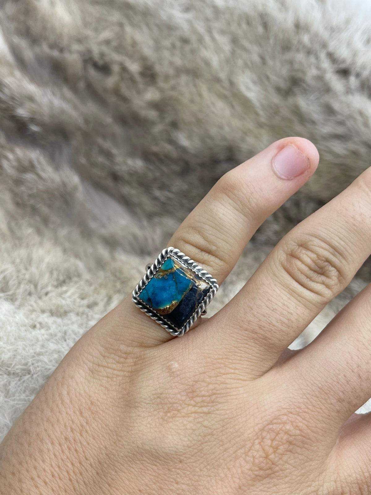 6.0 Kingman Crush Ring, Navajo