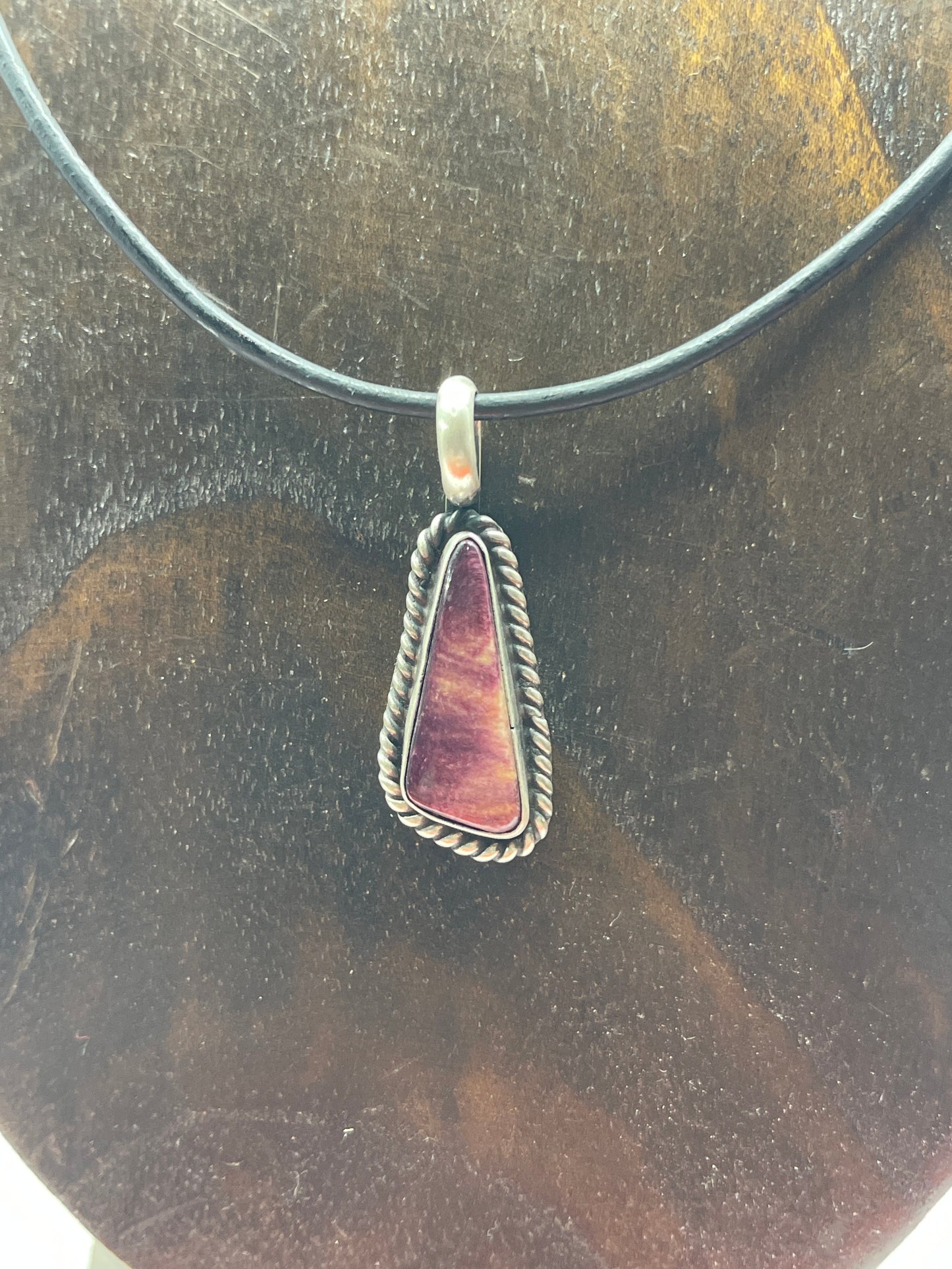 Purple Spiny Oyster Shell Necklace On A Black Leather Cord by Johnny Dixon, Navajo