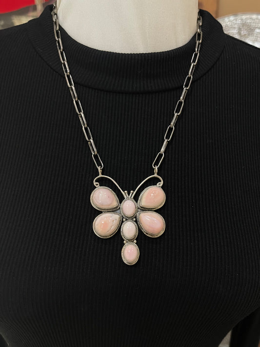 19" Firefly Pink Conch Shell Necklace