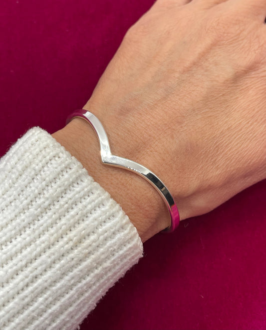5.5"- 6.5" Chevron Sterling Silver Cuff by Elaine Tahe, Navajo