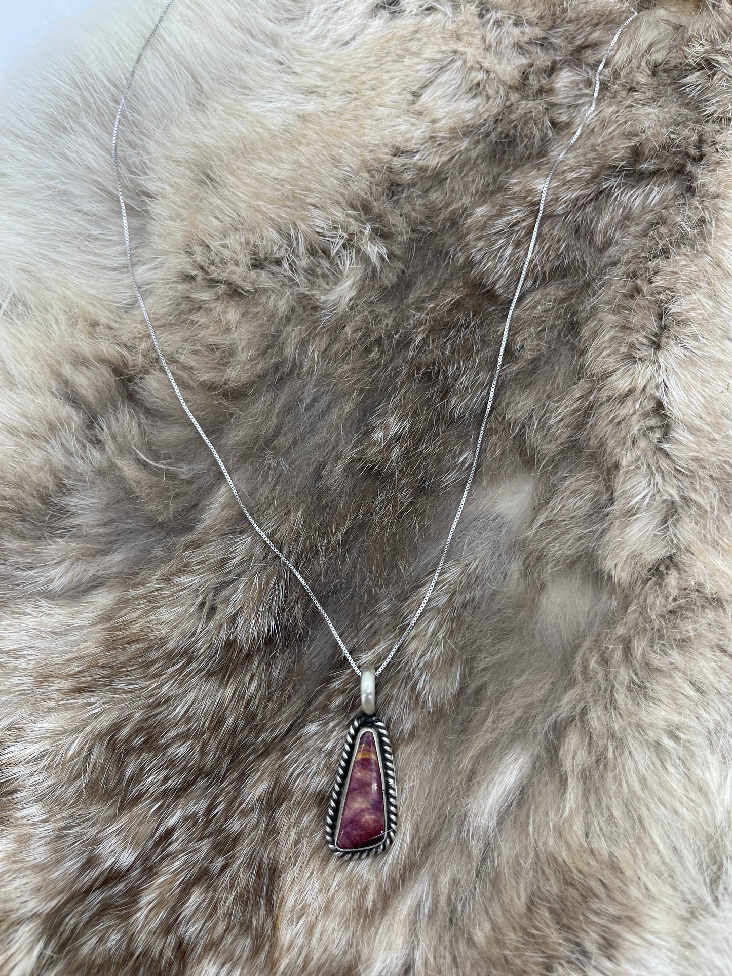 20" Purple Spiny Oyster Shell Pendant Necklace by Johnny Dixon, Navajo