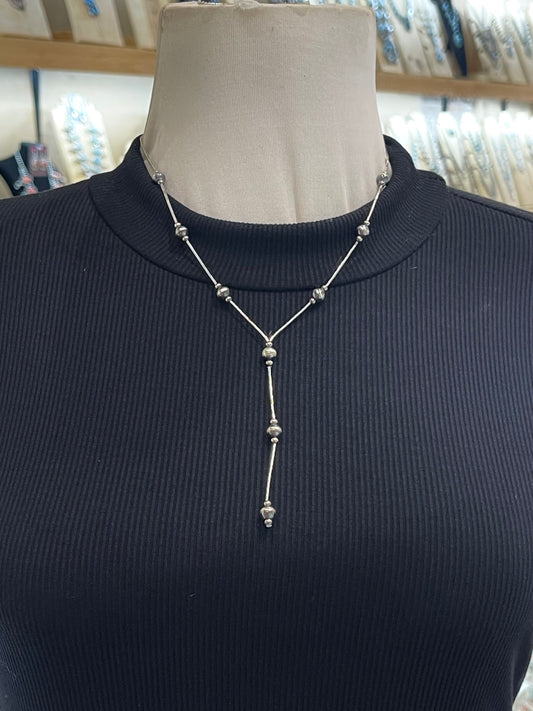 18" +3.5" Drop Liquid Silver & Navajo Style Pearl Lariat Necklace