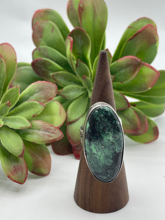 6.0 - 10.0 Adjustable Oval Turquoise Ring