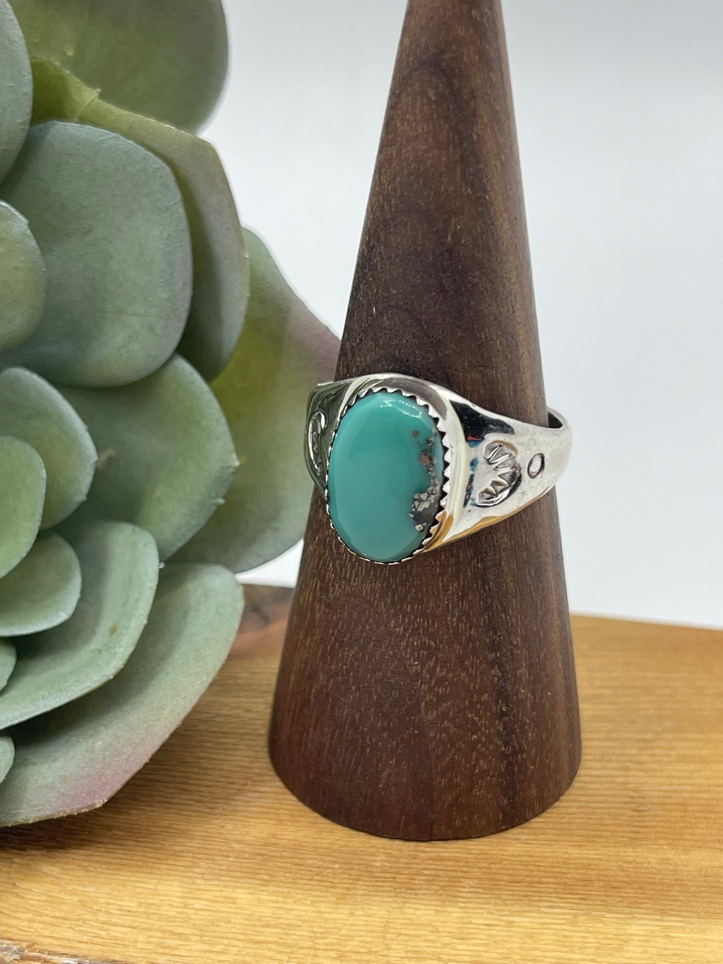 10.5 Turquoise Oval Ring by Mary Lincoln, Navajo