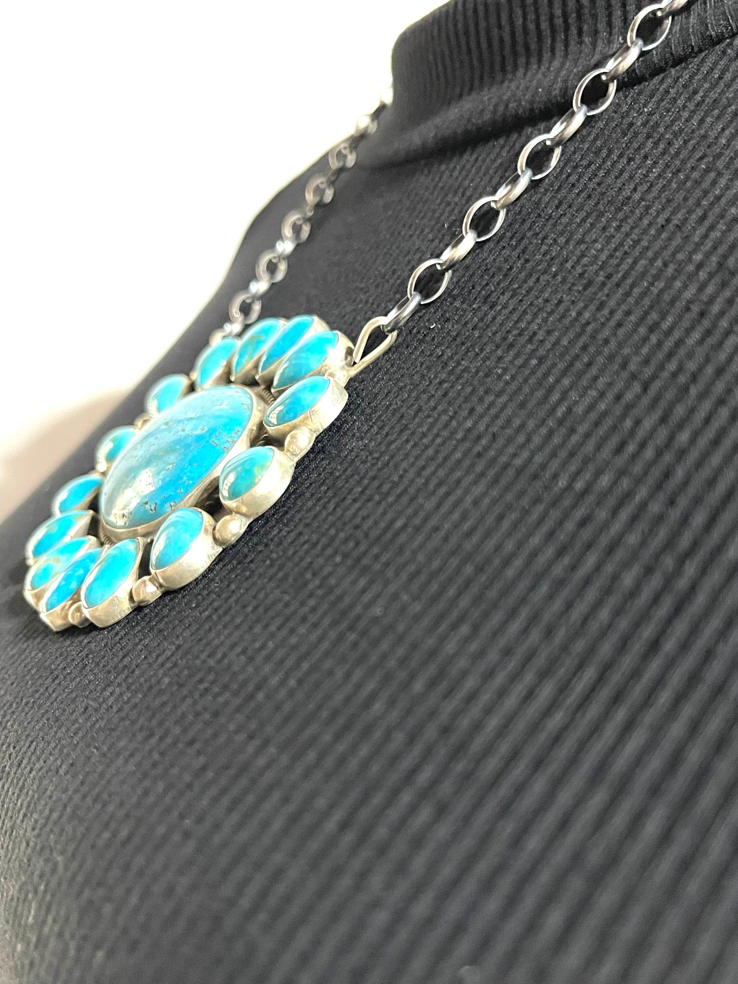 20" Kingman Turquoise Cluster Necklace