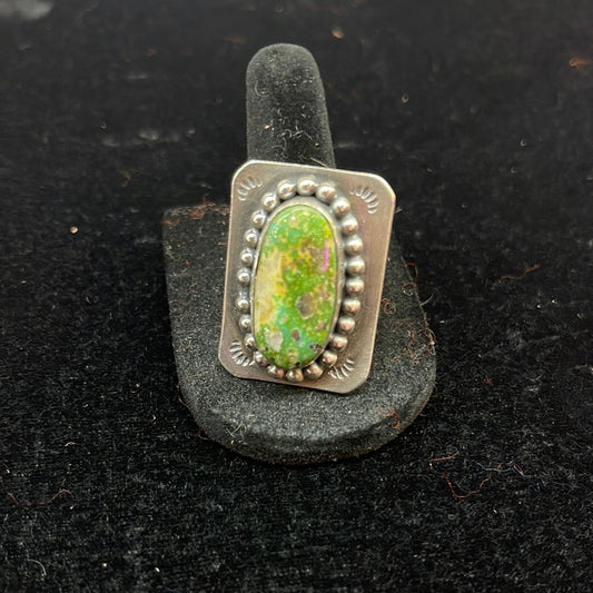 7.5 Oval Sonoran Gold Turquoise