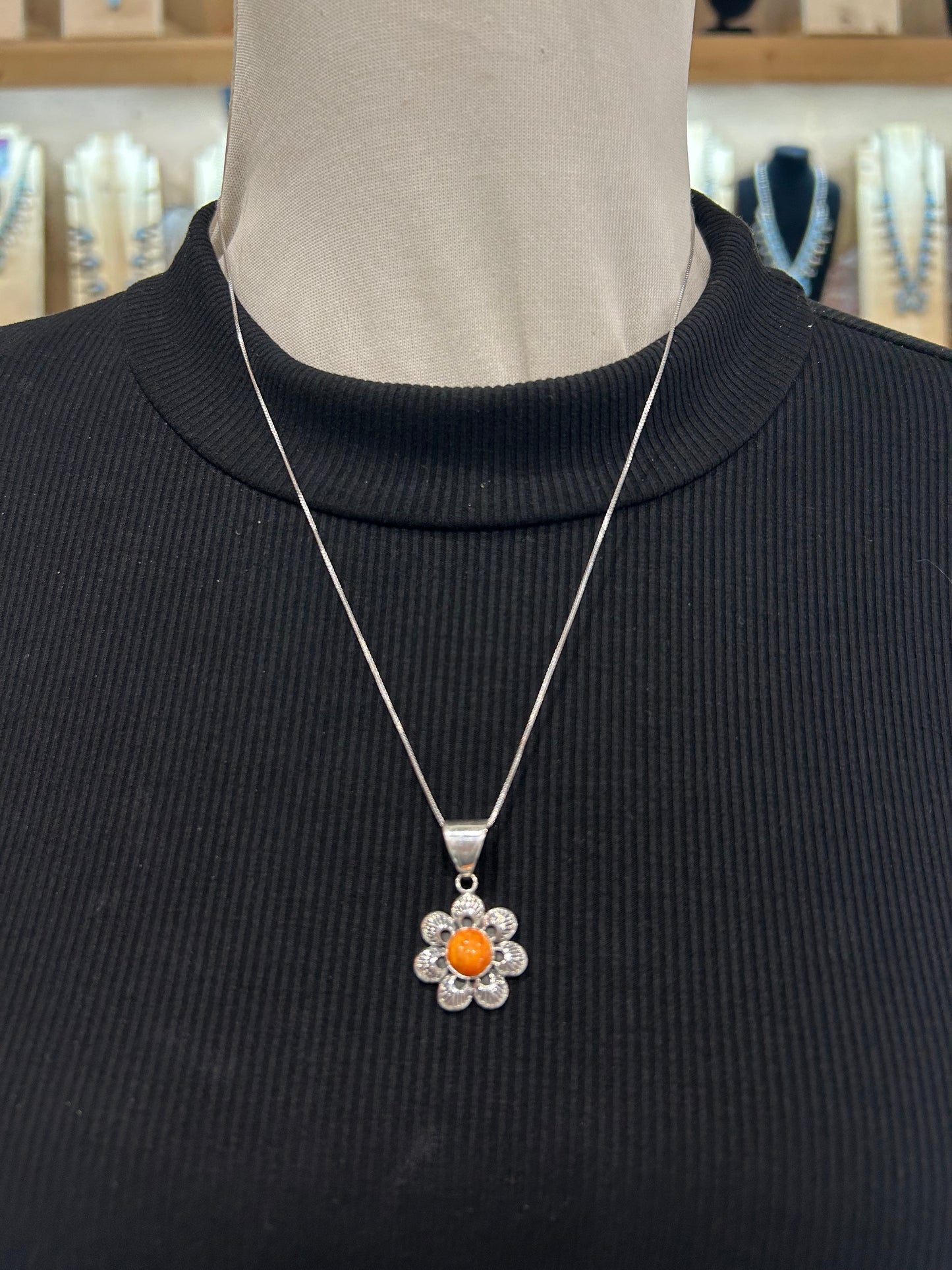 20" Orang Spiny Shell Flower Necklace with 6.7mm Bail