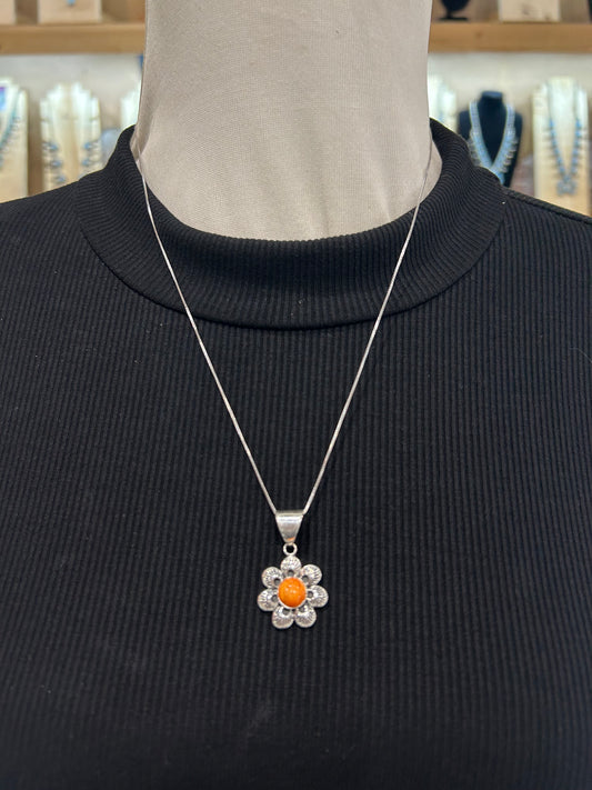 20" Orang Spiny Shell Flower Necklace with 6.7mm Bail