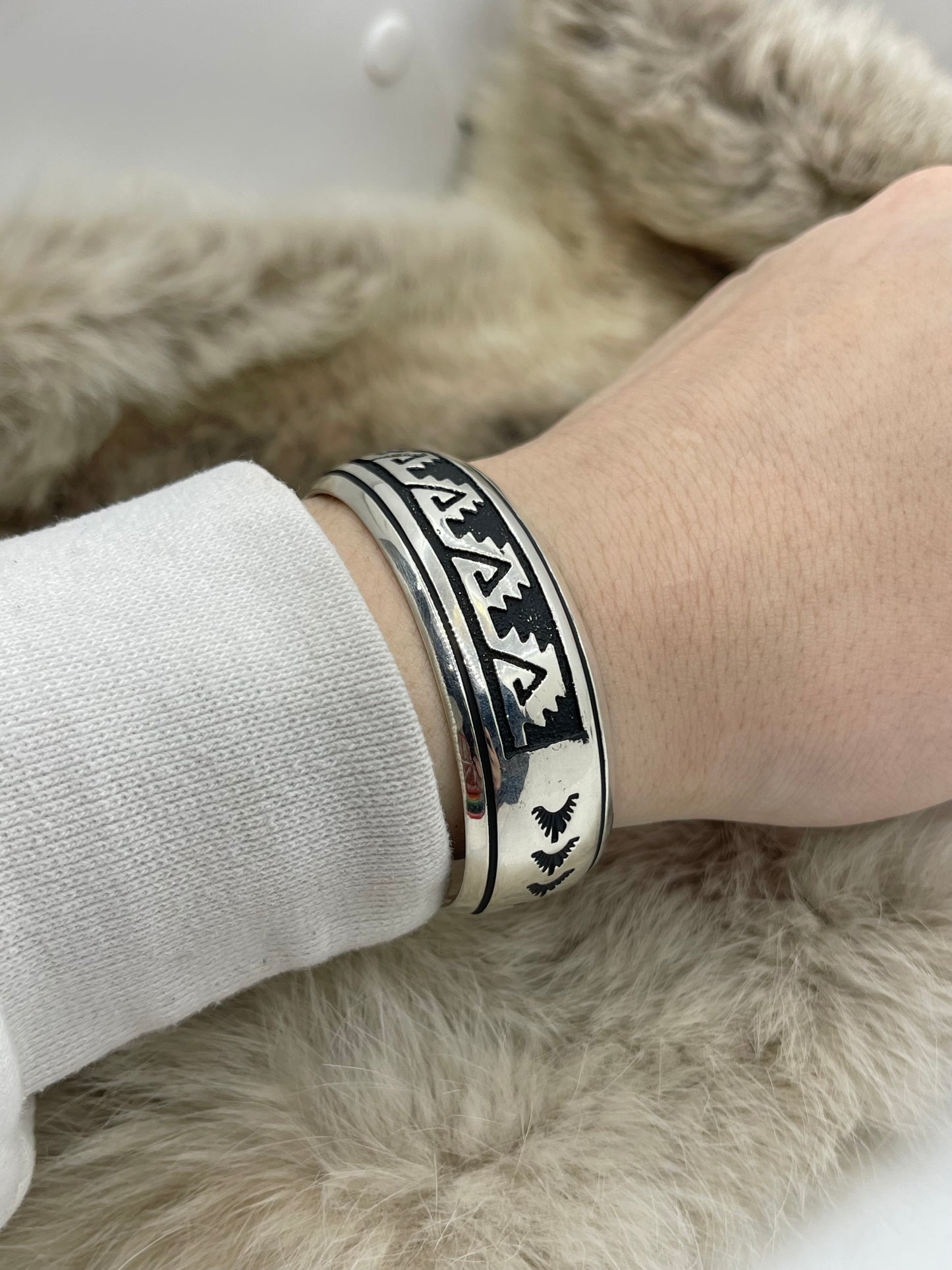 6" - 7.25" Silver Overlay Cuff