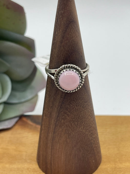 5.0 Pink Conch Shell Circle Ring by Esther White, Navajo