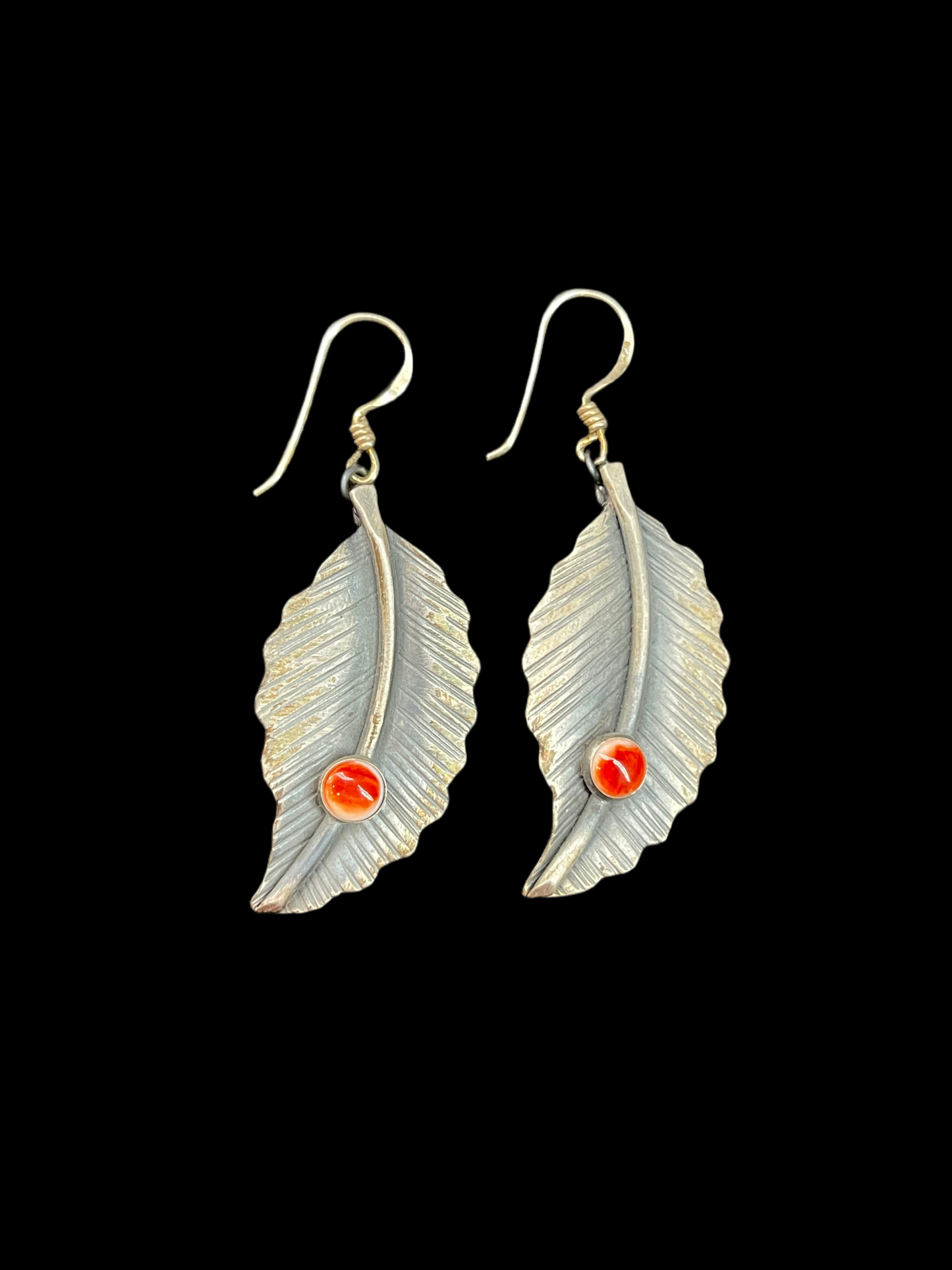 Dangle Feather Earrings with Spiny Oyster Shell