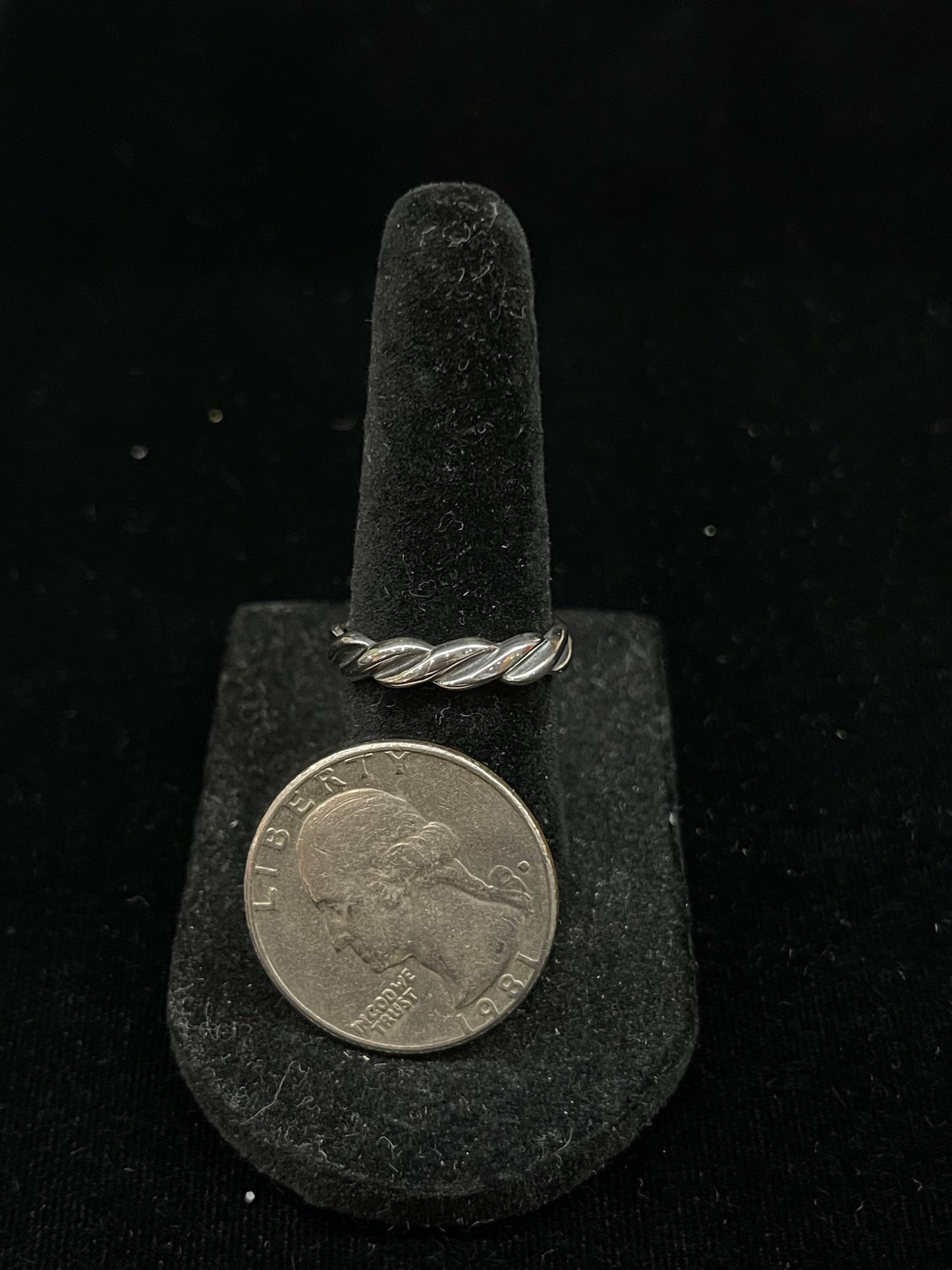7.0 Sterling Silver Twister Ring