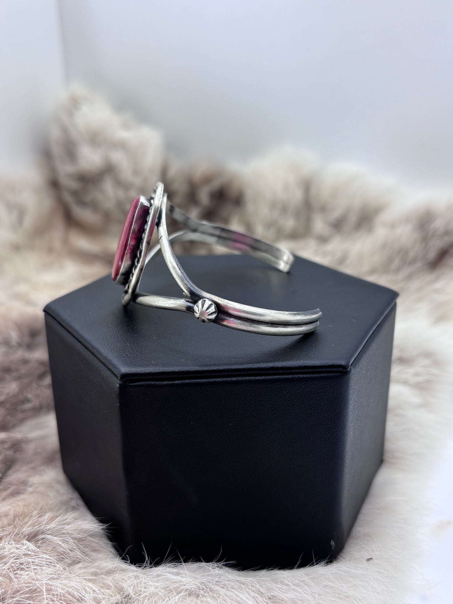 5.5"-7.25" Red Spiny Oyster Bracelet by Augustine Largo, Navajo
