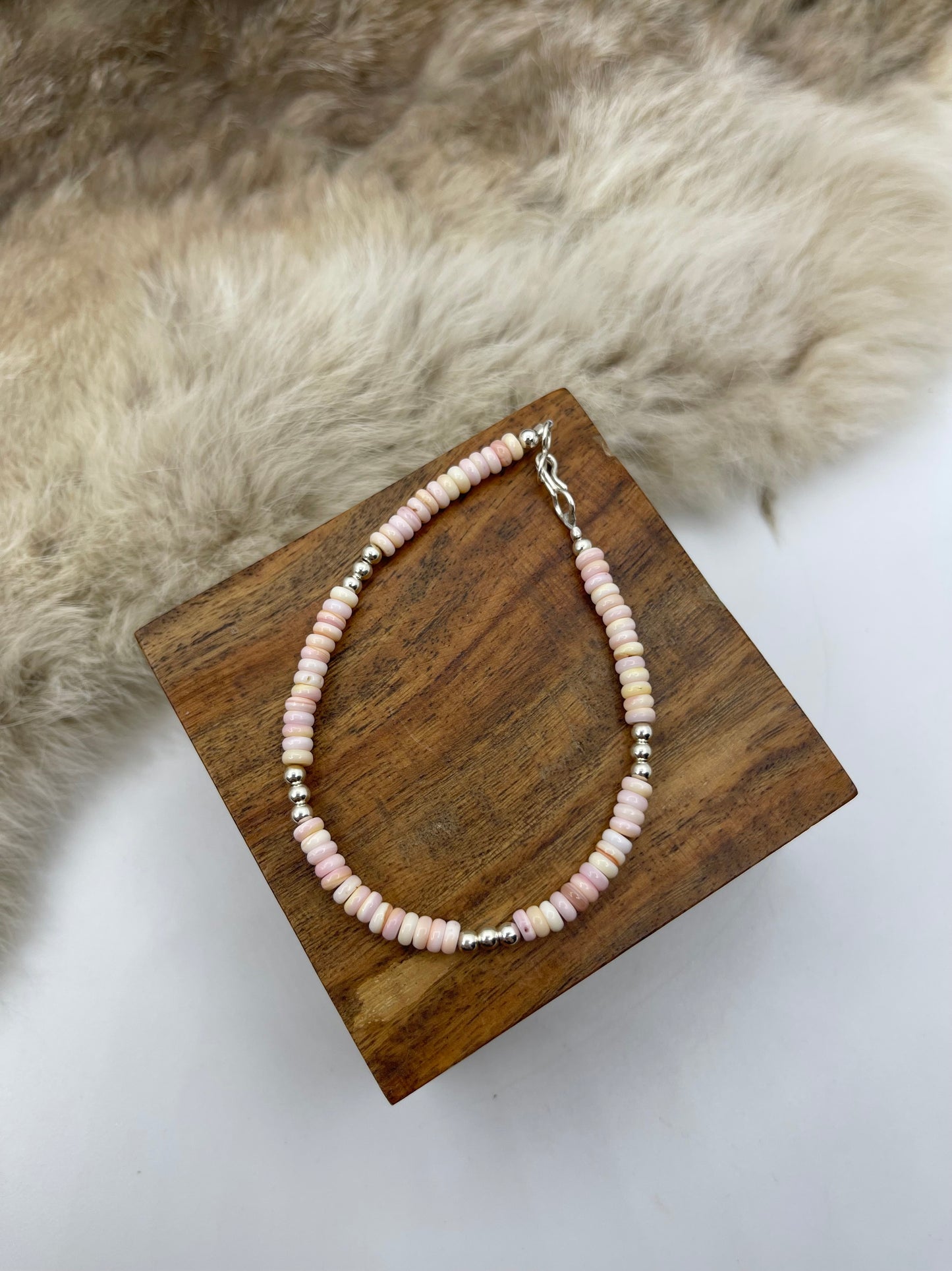 6.5” 4mm Pink Conch Shell Bead Bracelet with 3mm Silver Beads