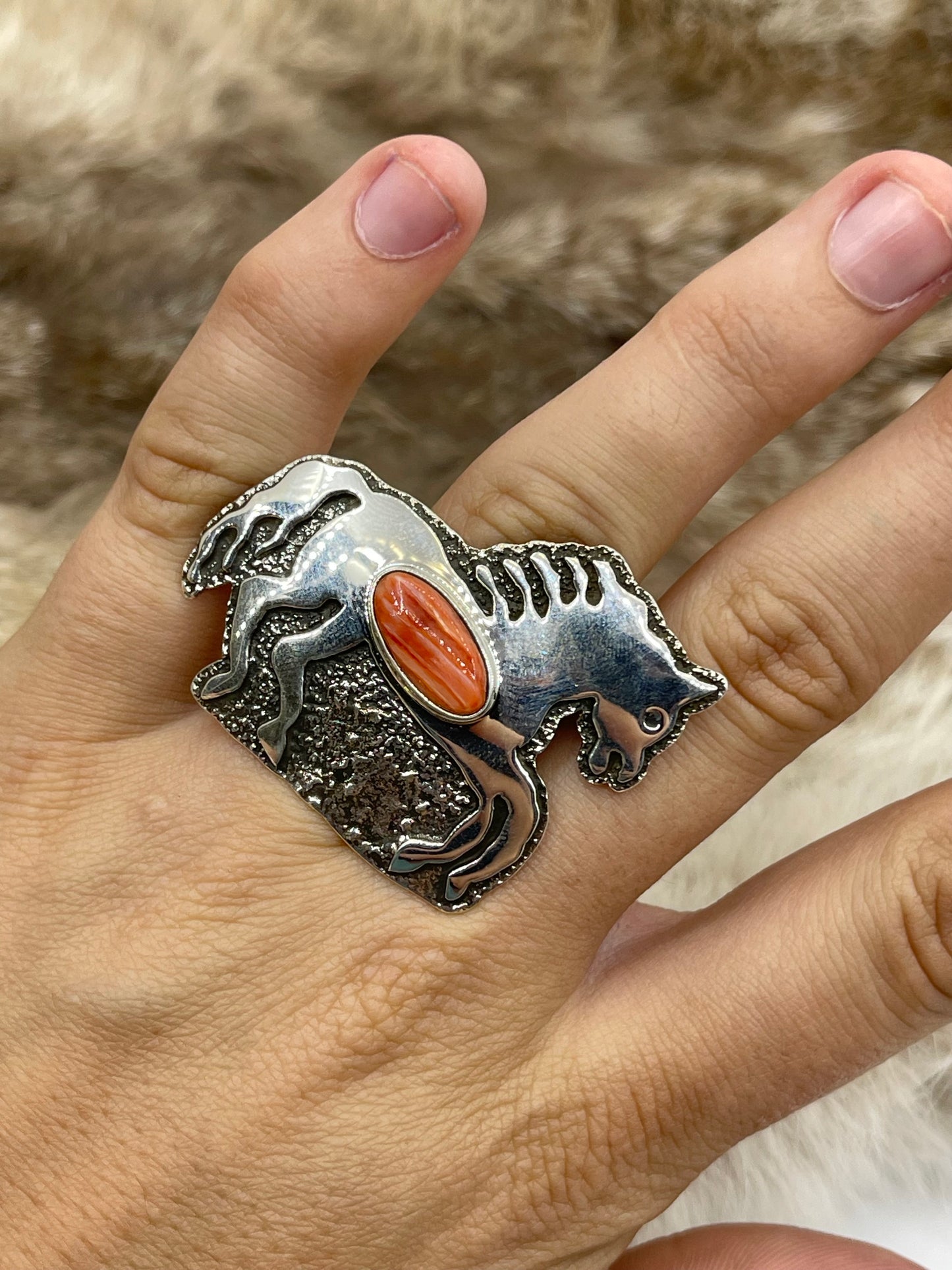 8.0 Spiny Oyster Horse Ring by Marie Jackson, Navajo