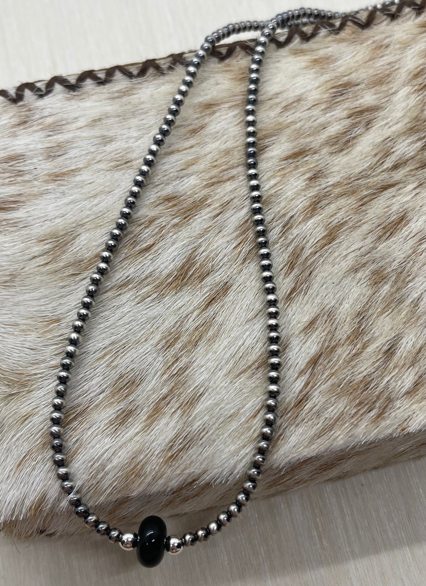 18" 3mm Silver Pearls with Black Onyx Bead