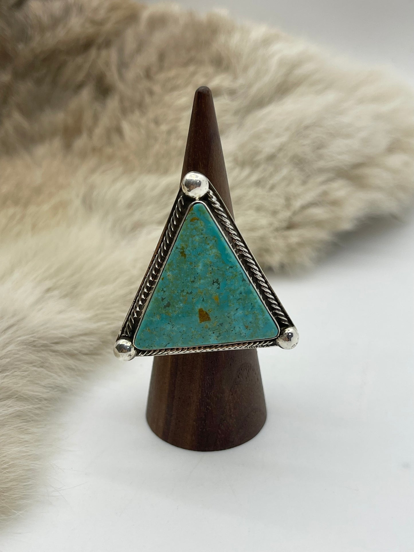 Size 8.0 Triangle Kingman Turquoise Ring by Marie Jackson, Navajo