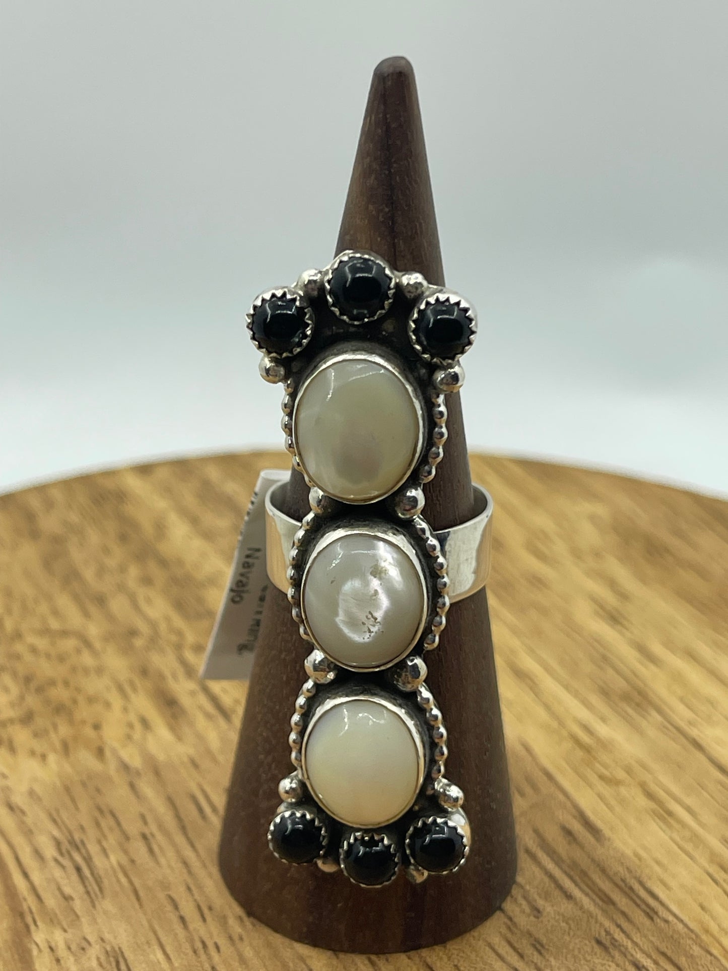 LOT 23 A 1/4 9.5 Black Onyx and Mother of Pearl Ring, Navajo