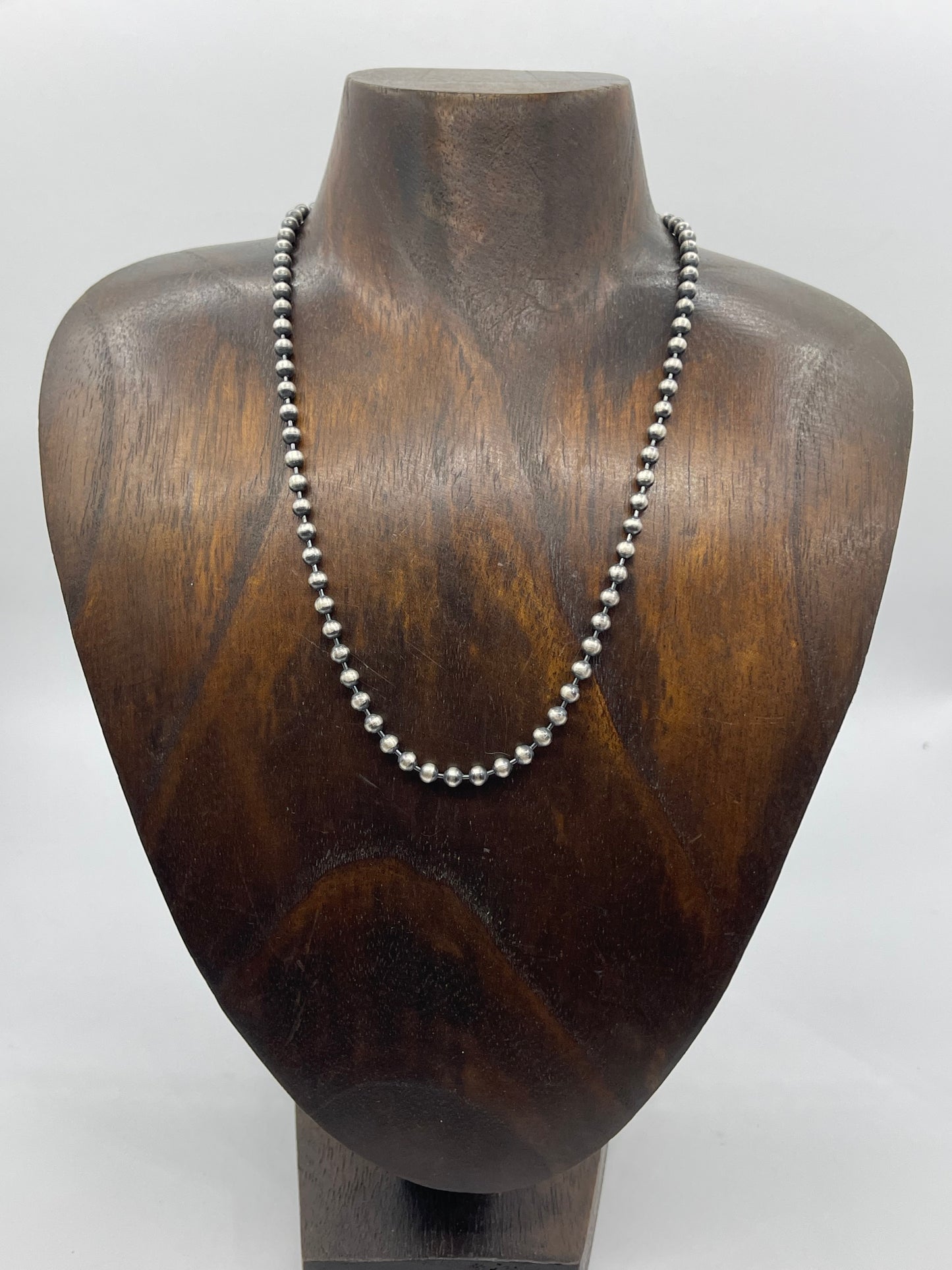15" 4mm Navajo Style Pearls on Heavy Silver Chain