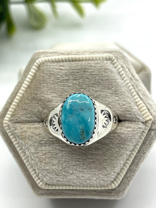 8.0 Turquoise Oval Ring by Mary Lincoln, Navajo