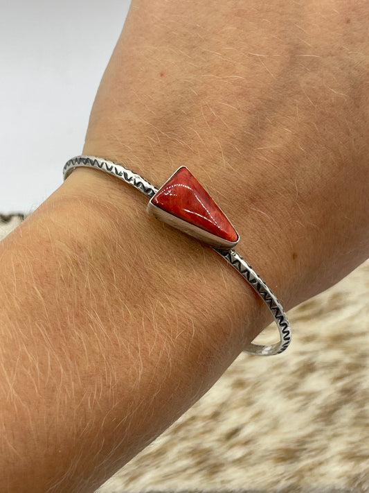 5 1/4"-7 1/2" Red Spiny Oyster shell Triangle Wire Cuff by Judith Dixon, Navajo