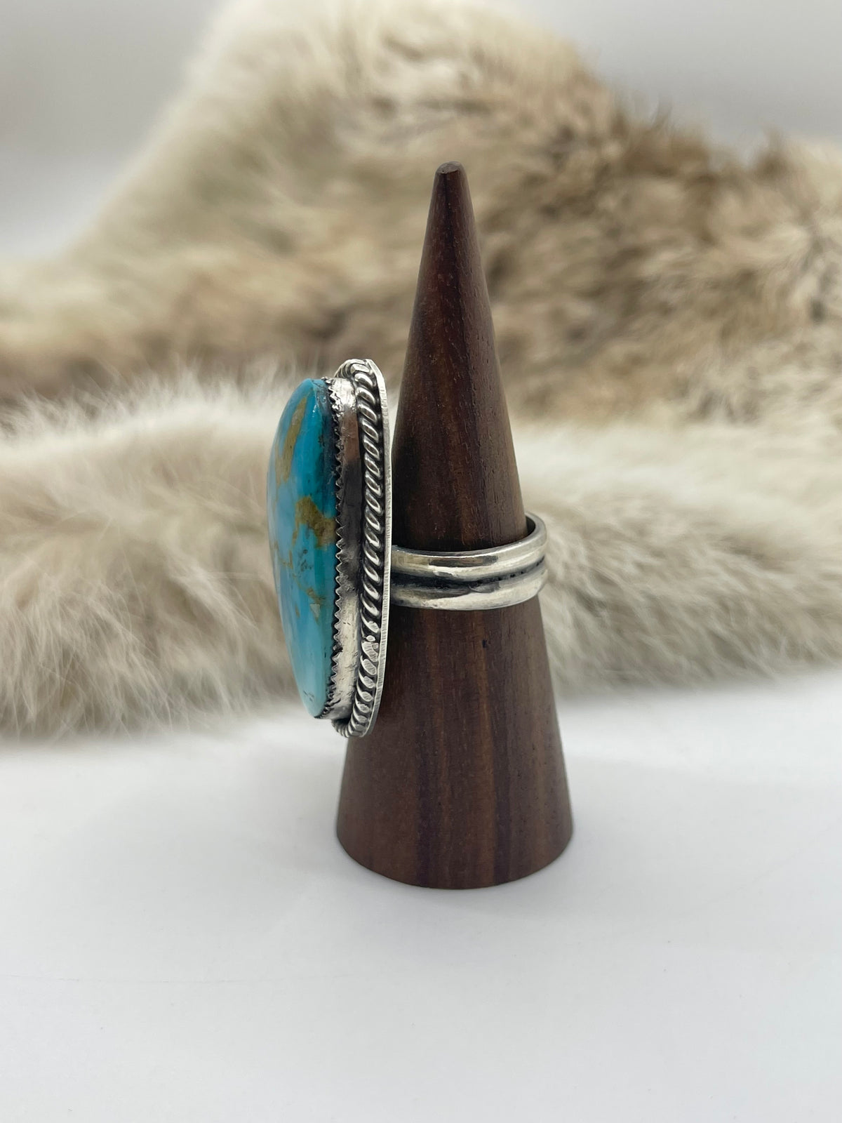 8.0-11.0 Turquoise Ring