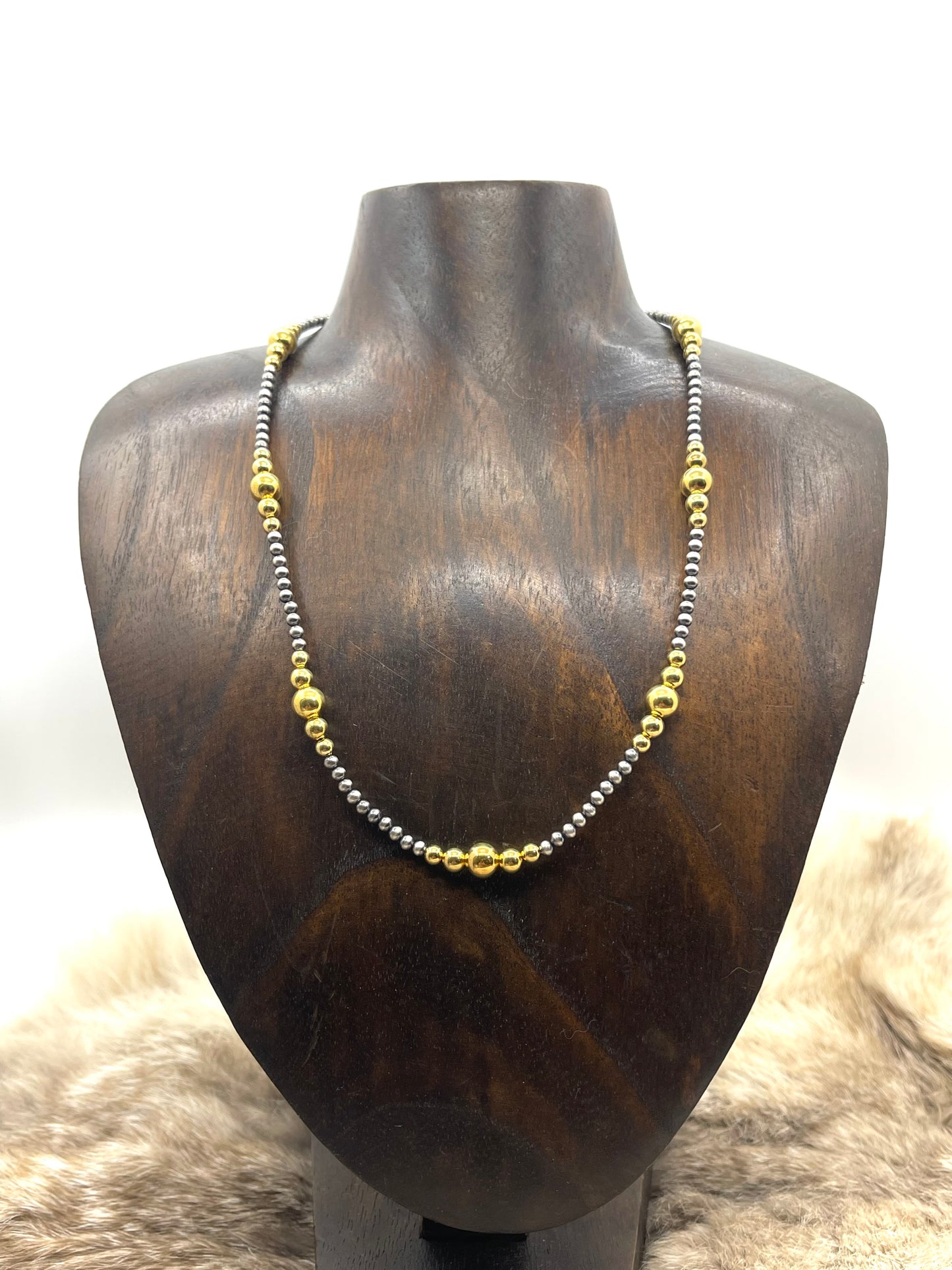 18" Sterling Silver Navajo Style Pearls w2ith 14K Gold Filled Beads Necklace