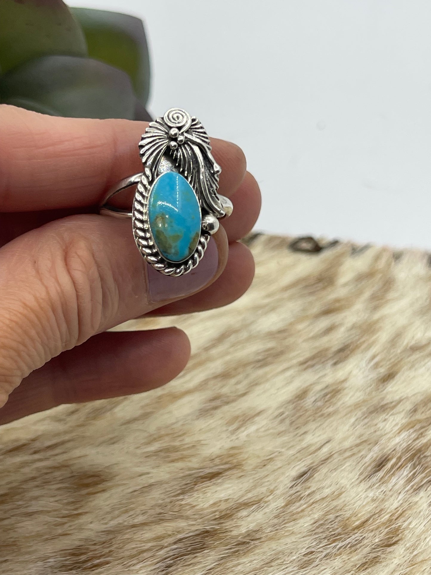 Adjustable 5.0-9.0 Turquoise Oval Ring by Gwendolyn Burnside, Navajo