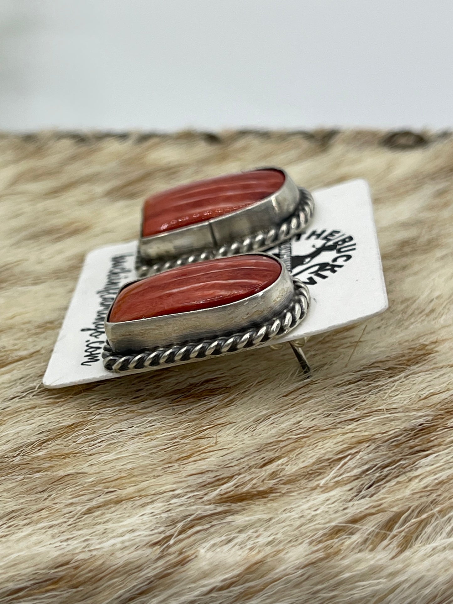 Spiny Oyster Top Post Earrings by Chassity Belone, Navajo