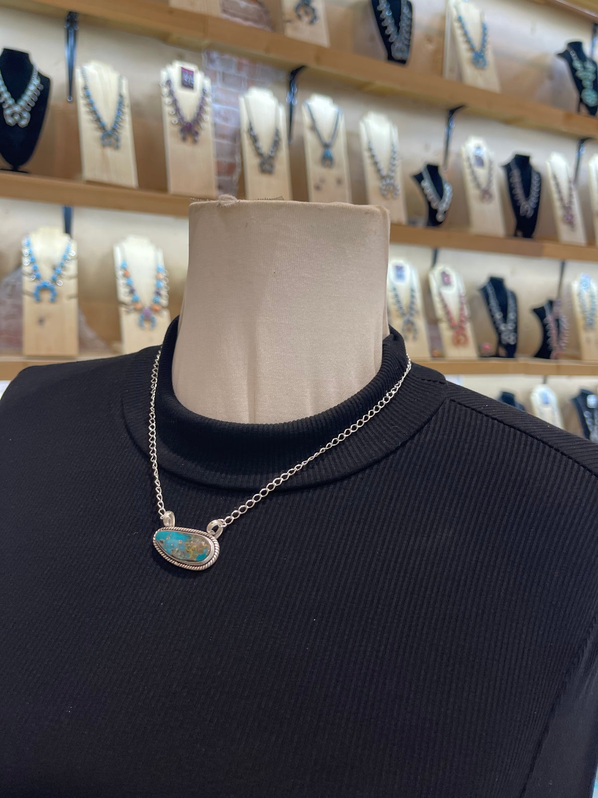 18" Turquoise Necklace