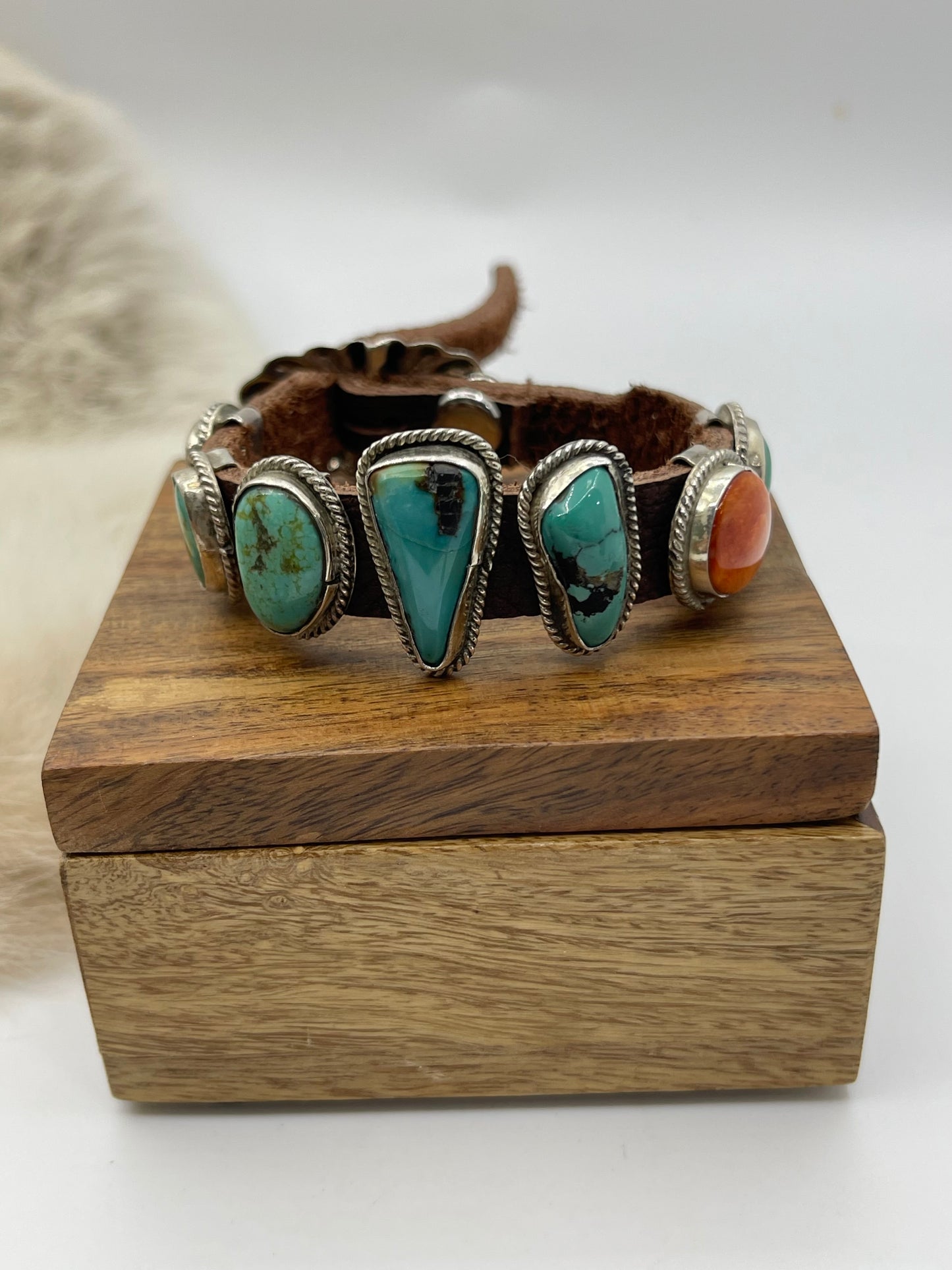 6.25”-9” 7 Stone Turquoise & Spin Oyster Bracelet on Leather by “BW”, Navajo