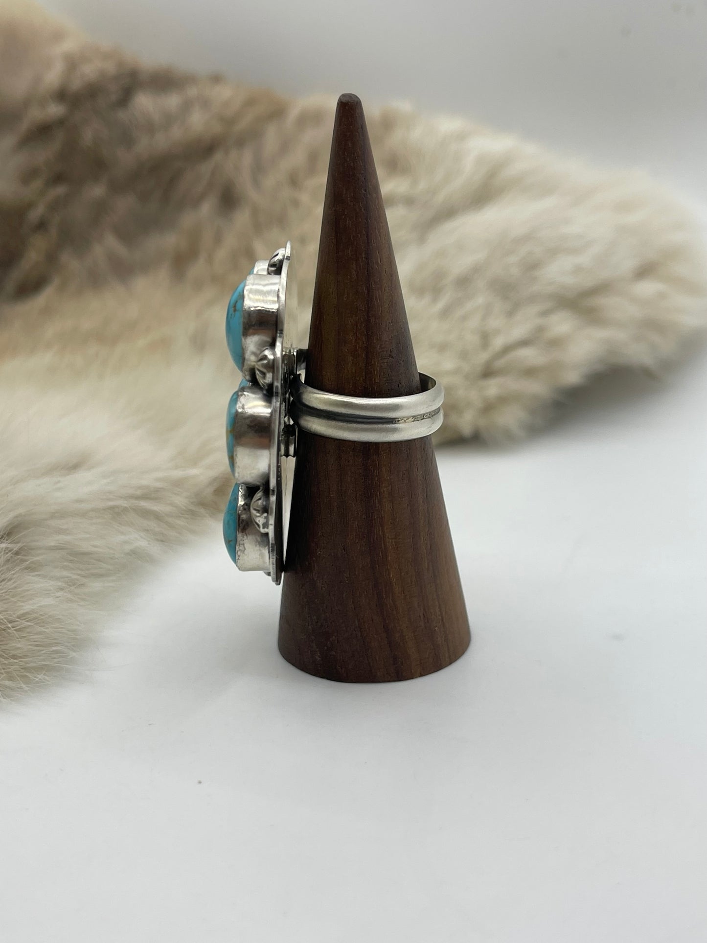 Adjustable 5.0-11.0 High Grade Kingman Turquoise Cluster Ring by Gabby Jurado, Navajo