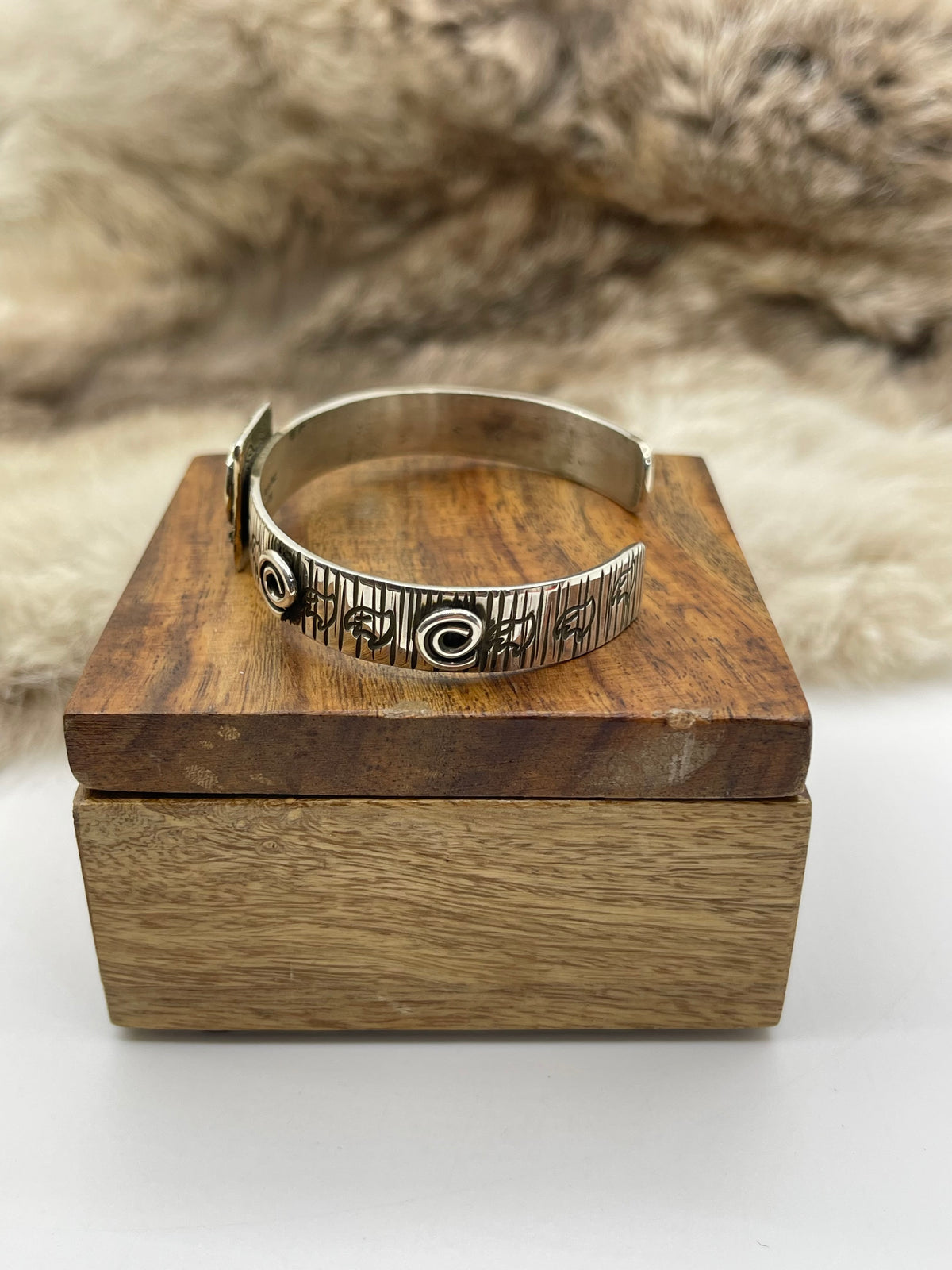 6”-7” Spiral Cuff by Alex Sanchez, Navajo