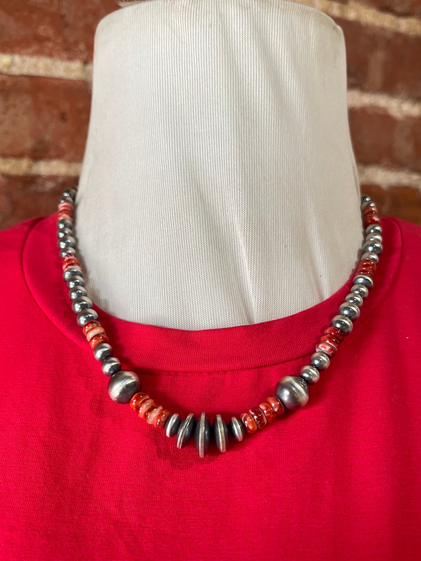 18"+2" Red Spiny Oyster Shell and Navajo Pearls Necklace