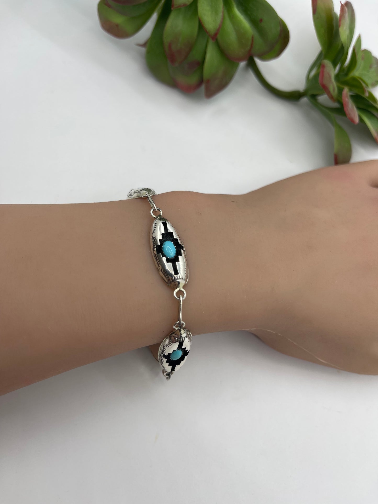 6.75" - 8" Turquoise Shadowbox Link Bracelet