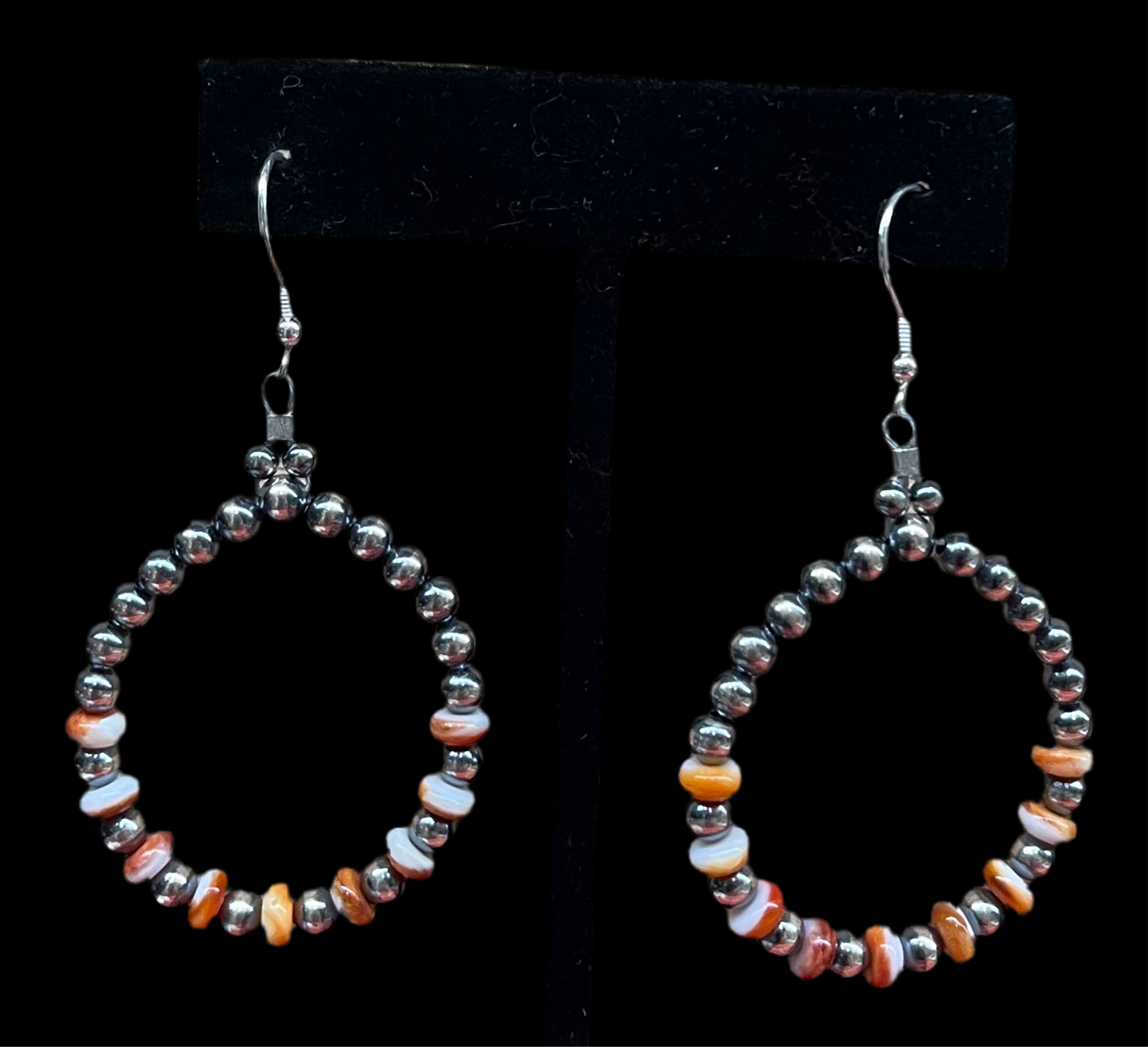 4mm Navajo Pearl and Spiny Oyster Shell Hoop Dangles