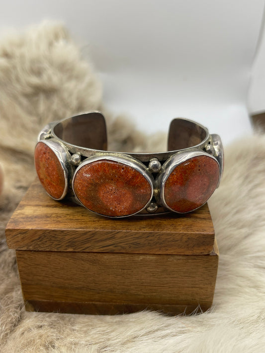 5 Stone Apple Coral 7" by "RF", Navajo